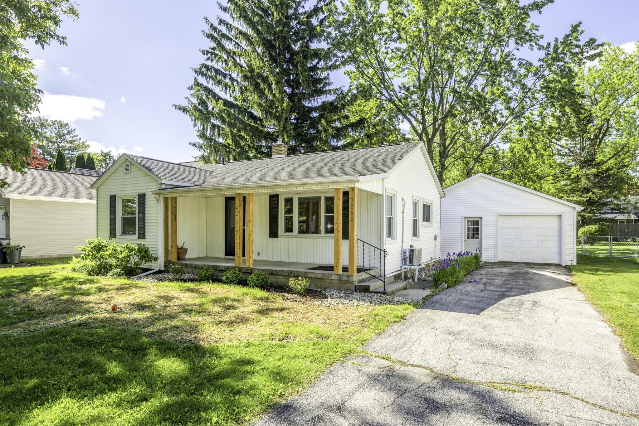 7282 Hubbard Street, Lexington MI 48450 photo 1