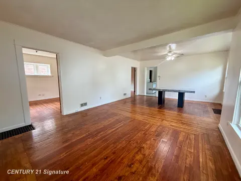 1425 Stephens Street, Saginaw MI 48602 photo 3