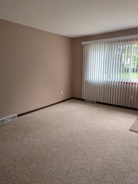 811 N Fayette Street, Saginaw MI 48602 photo 5