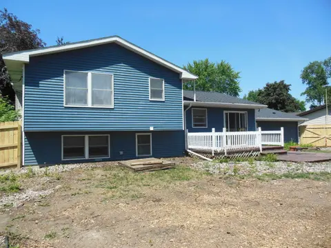 412 Wilcox Parkway, Clare MI 48617 photo 3