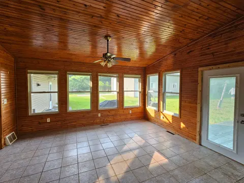 8525 Dixie Highway, Birch Run MI 48415 photo 4