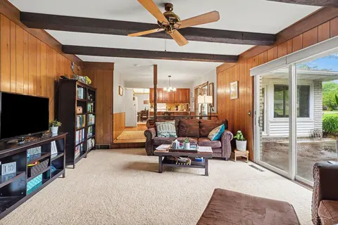 179 Holbrook Lane, Saginaw MI 48638 photo 4