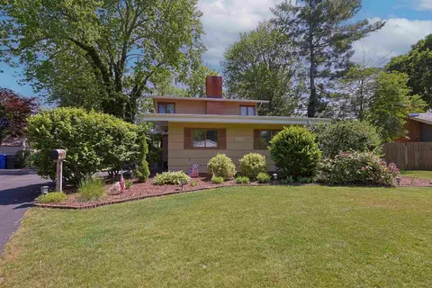 2008 Rapanos Drive, Midland MI 48642 photo 2