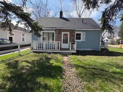 2521 Bay Street, Saginaw MI 48602 photo 1