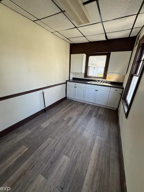 2521 Bay Street, Saginaw MI 48602 photo 3