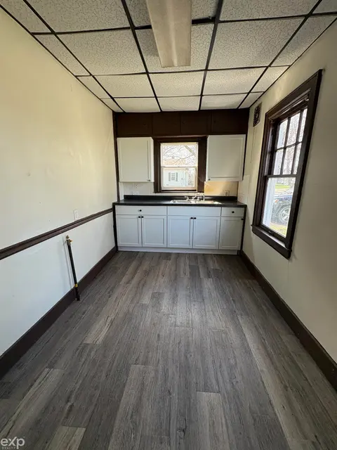 2521 Bay Street, Saginaw MI 48602 photo 4