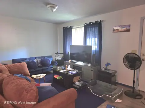 1422 Chatham Drive, Saginaw MI 48601 photo 3