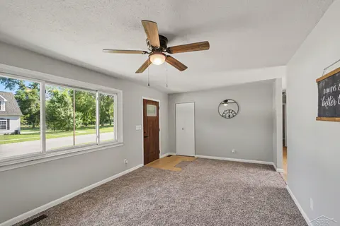 3328 Cobb Street, Midland MI 48642 photo 3
