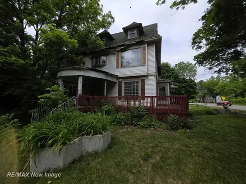 1331 S Jefferson Avenue, Saginaw MI 48601 photo 1