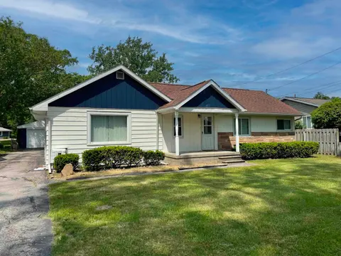 1197 Heavenridge Road, Essexville MI 48732 home for sale