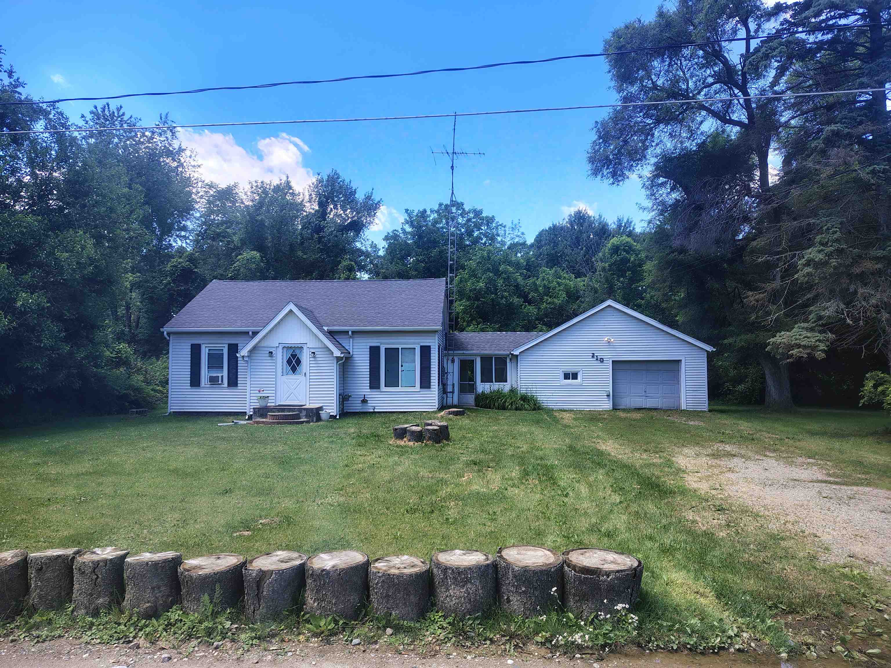 210 Doepker Road, Owosso MI 48867 photo 1