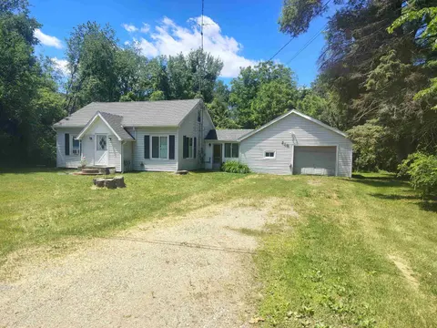 210 Doepker Road, Owosso MI 48867 photo 2