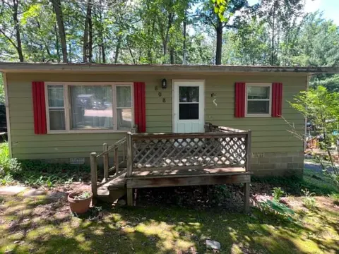 608 Jill Street, Harrison MI 48625 photo 1