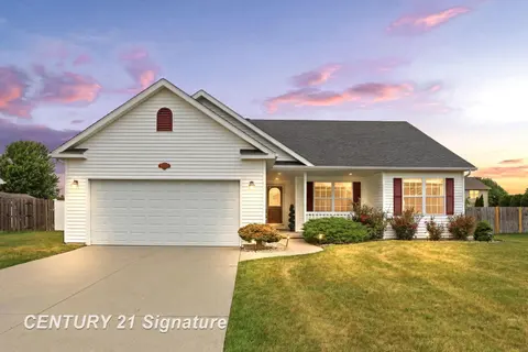 5570 Blackberry Road, Saginaw MI 48603 home for sale