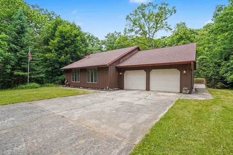 371 E Saginaw Road, Sanford MI 48657 photo 4