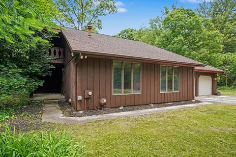 371 E Saginaw Road, Sanford MI 48657 photo 5