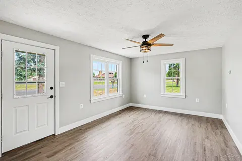 4559 2 Mile Road, Bay City MI 48706 photo 2