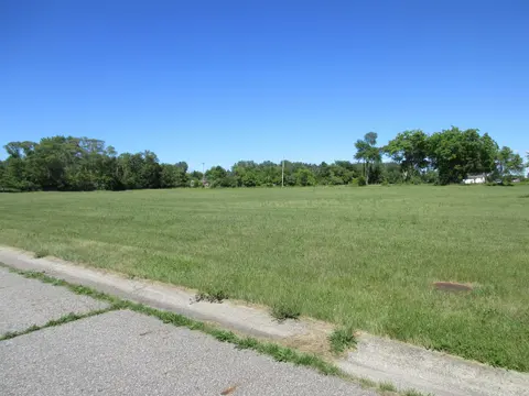 1844 Wilford Drive, Essexville MI 48732 photo 4