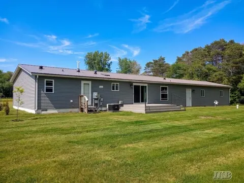 1245 Chappel Valley Road, Gladwin MI 48624 photo 2
