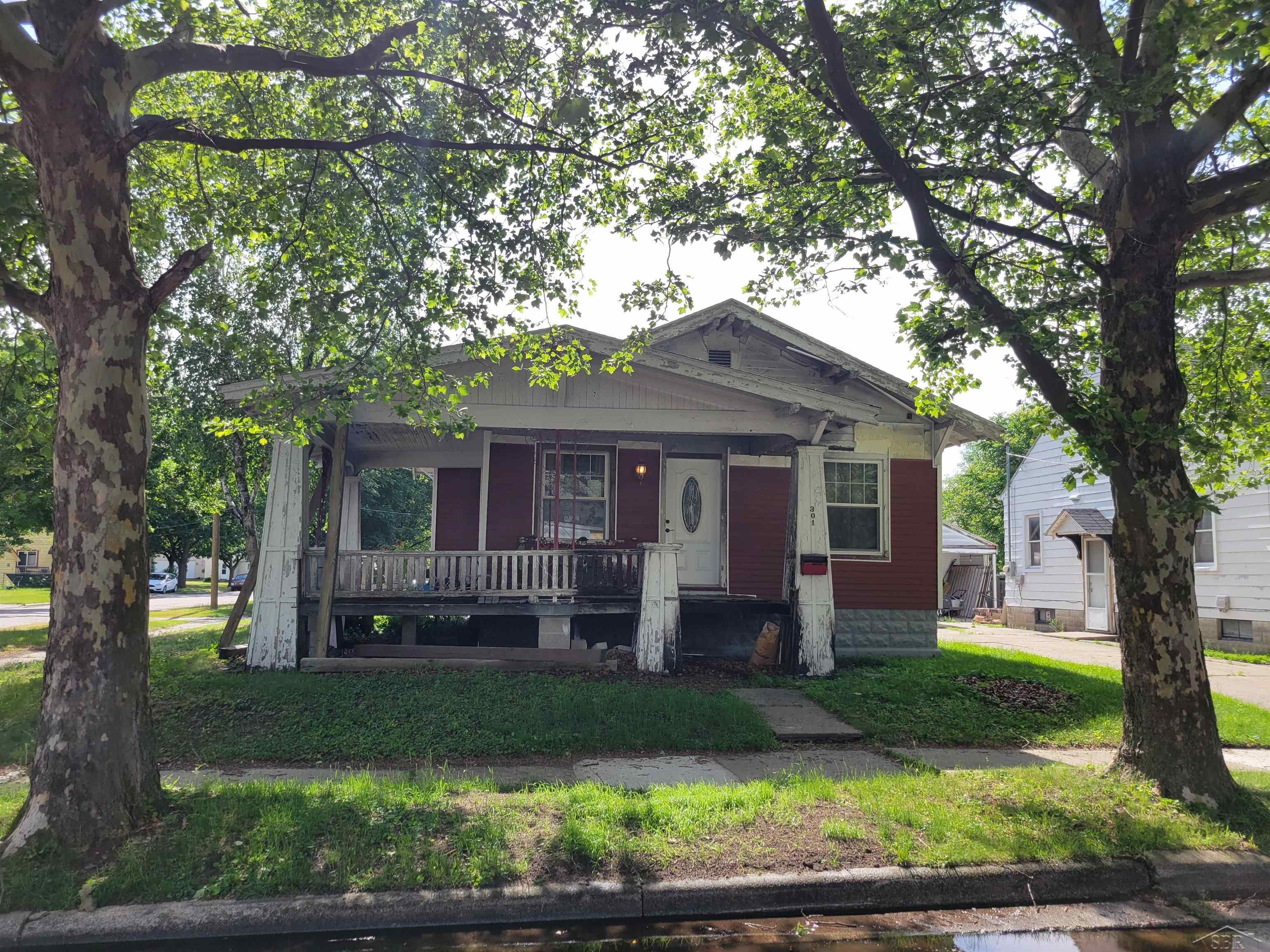 301 Keystone Street, Bay City MI 48706 photo 1