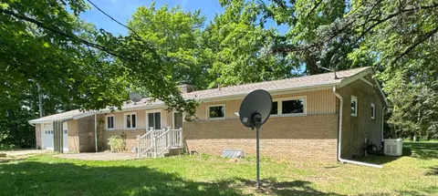 4501 N New Lothrop Road, Corunna MI 48817 photo 4