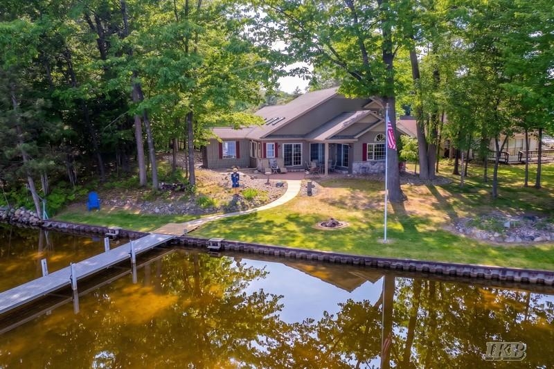 4837 Buxton Court, Gladwin MI 48624 photo 1