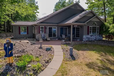 4837 Buxton Court, Gladwin MI 48624 photo 3