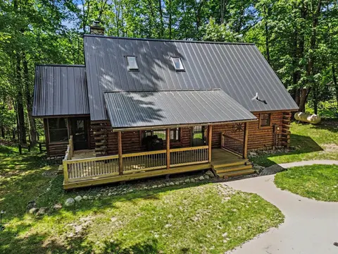 4882 White Birch Lane, Farwell MI 48622 photo 3