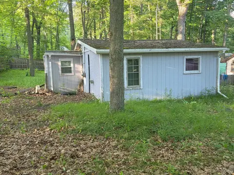 1042 Lake Drive, Harrison MI 48625 photo 1