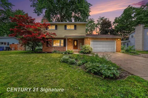 2918 Saint Marys Drive, Midland MI 48640 photo 1