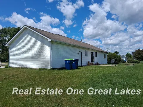 3863 Studor Drive, Saginaw MI 48601 photo 4