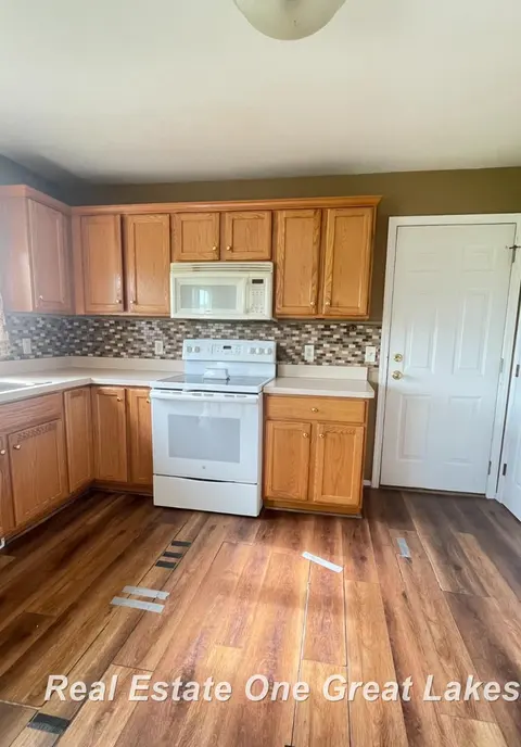 3863 Studor Drive, Saginaw MI 48601 photo 5
