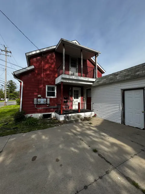 2002 N Carolina Street, Saginaw MI 48602-3932 photo 4