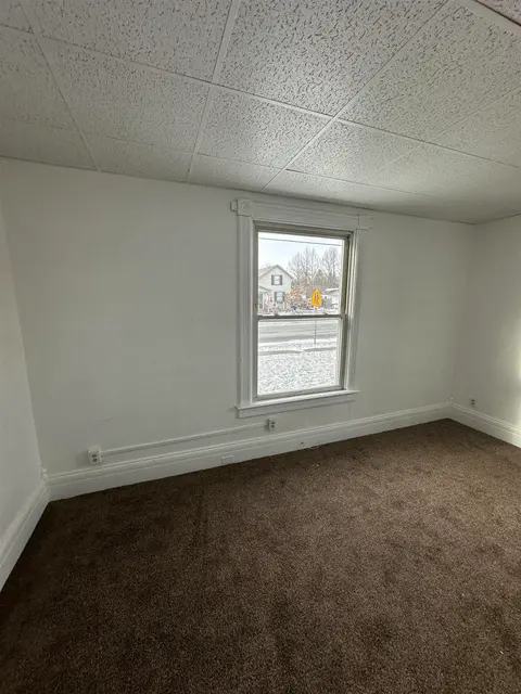 2002 N Carolina Street, Saginaw MI 48602-3932 photo 5