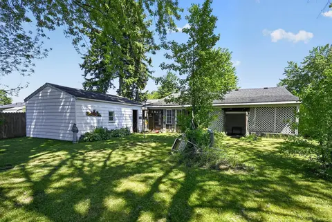 859 Edison Road, Saginaw MI 48604 photo 4
