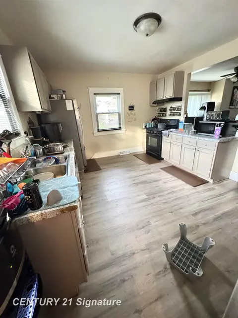 903 S Mason Street, Saginaw MI 48602 photo 4