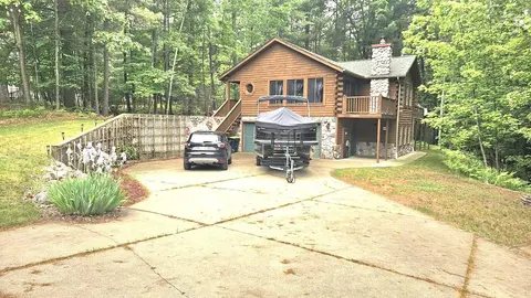 4911 Princess Way, Gladwin MI 48624 photo 3