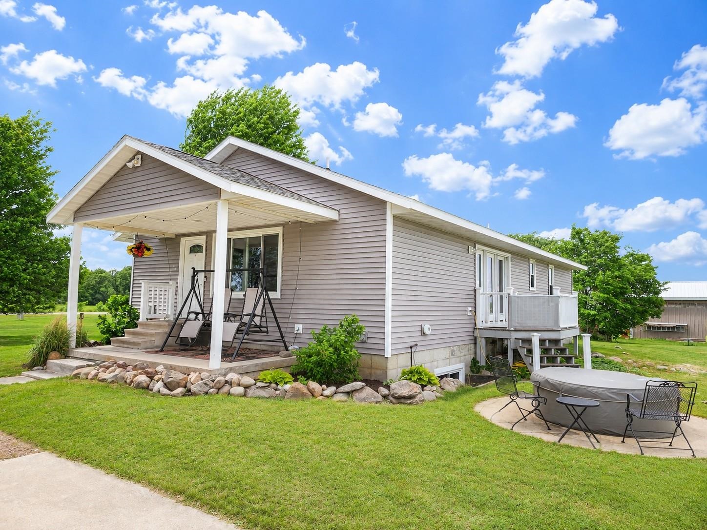 2184 N Mission Road, Mount Pleasant MI 48858 photo 1