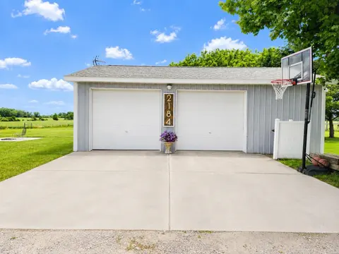 2184 N Mission Road, Mount Pleasant MI 48858 photo 2