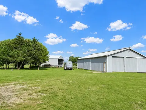 2184 N Mission Road, Mount Pleasant MI 48858 photo 3