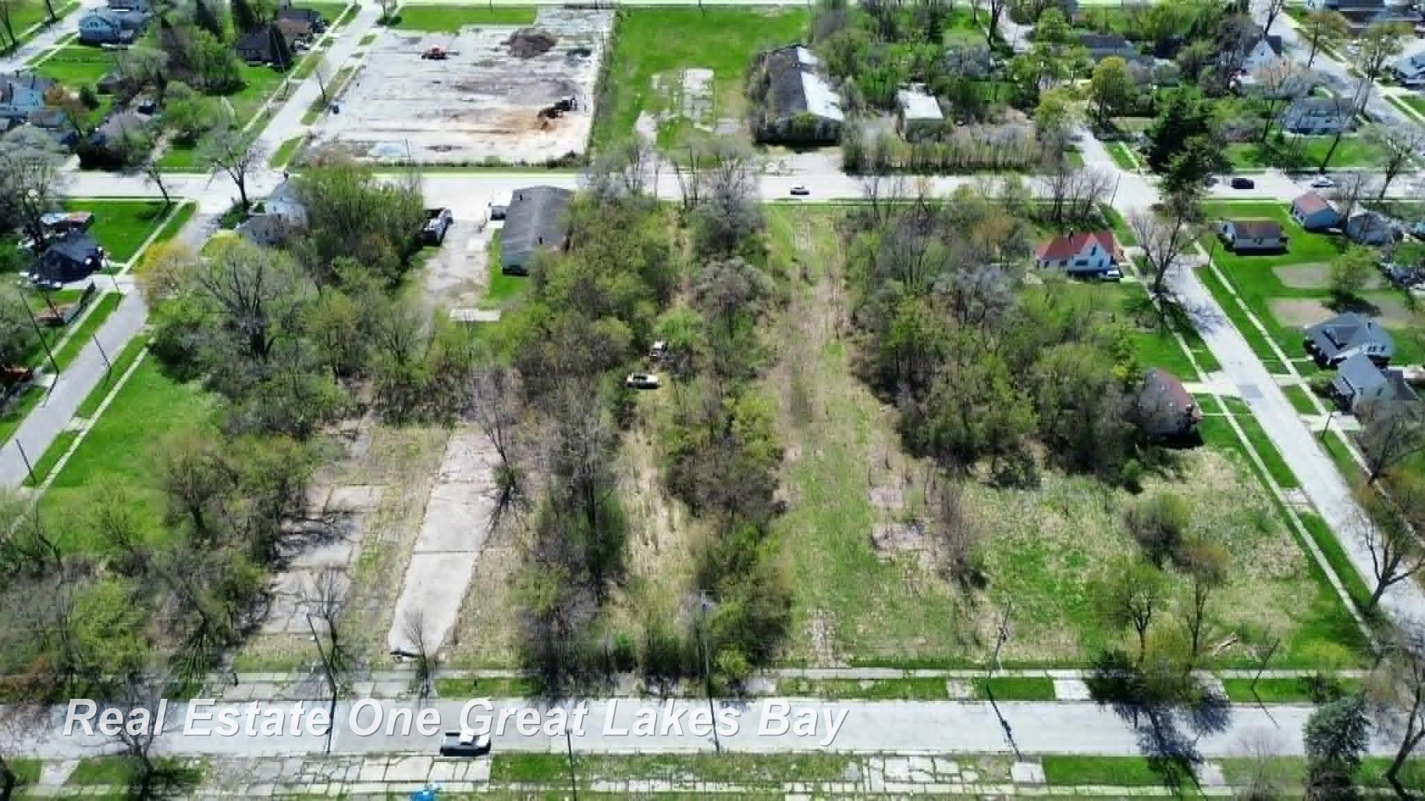 1317 S Park Avenue, Saginaw MI 48601 photo 1