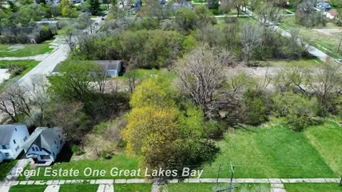 1317 S Park Avenue, Saginaw MI 48601 photo 3