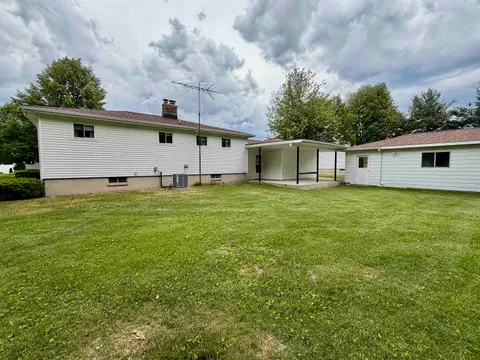 216 E 8th Street, Pinconning MI 48650 photo 4