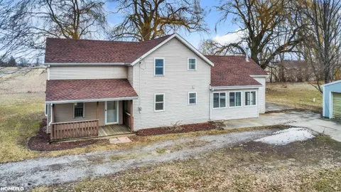 2818 E Brooks Road, Midland MI 48623 photo 1