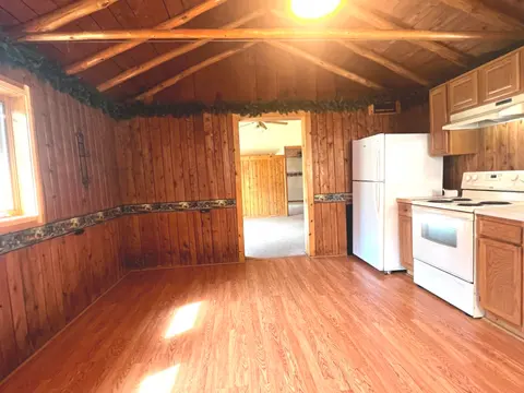 305 N Beverly Drive, Harrison MI 48625 photo 3