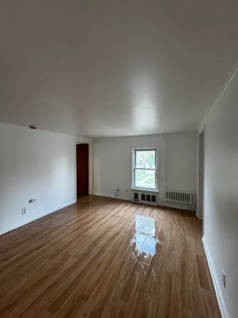 1001 Greenwich Street, Saginaw MI 48602-1641 photo 5