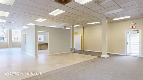 195 E Huron Avenue, Vassar MI 48768 photo 5