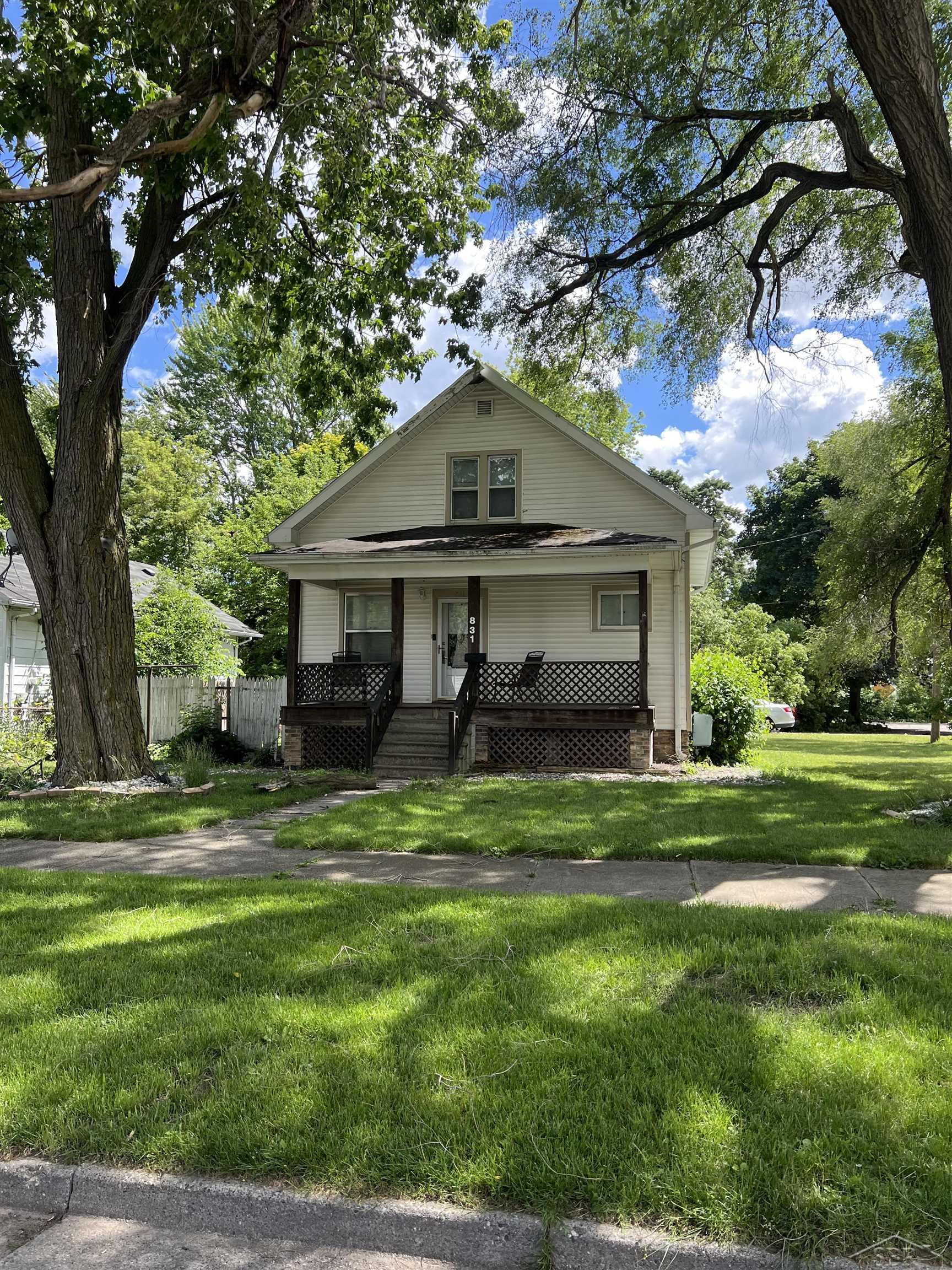 831 Ash Street, Saginaw MI 48602 photo 1