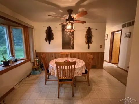 272 S 5 Mile Road, Midland MI 48640 photo 4