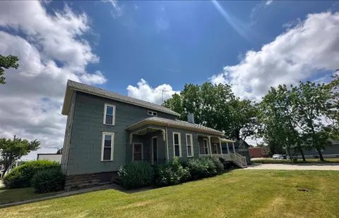 604 Columbus Avenue, Bay City MI 48708 photo 2